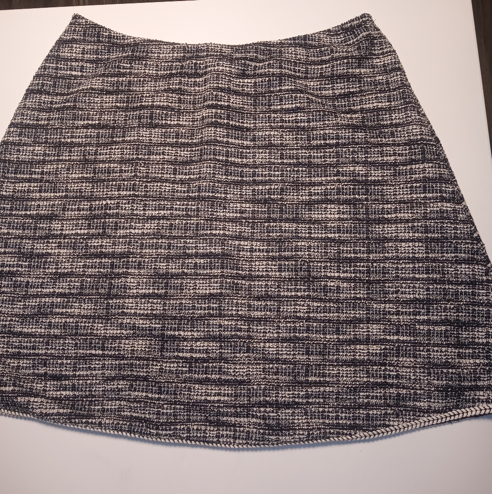 Tweed skirt